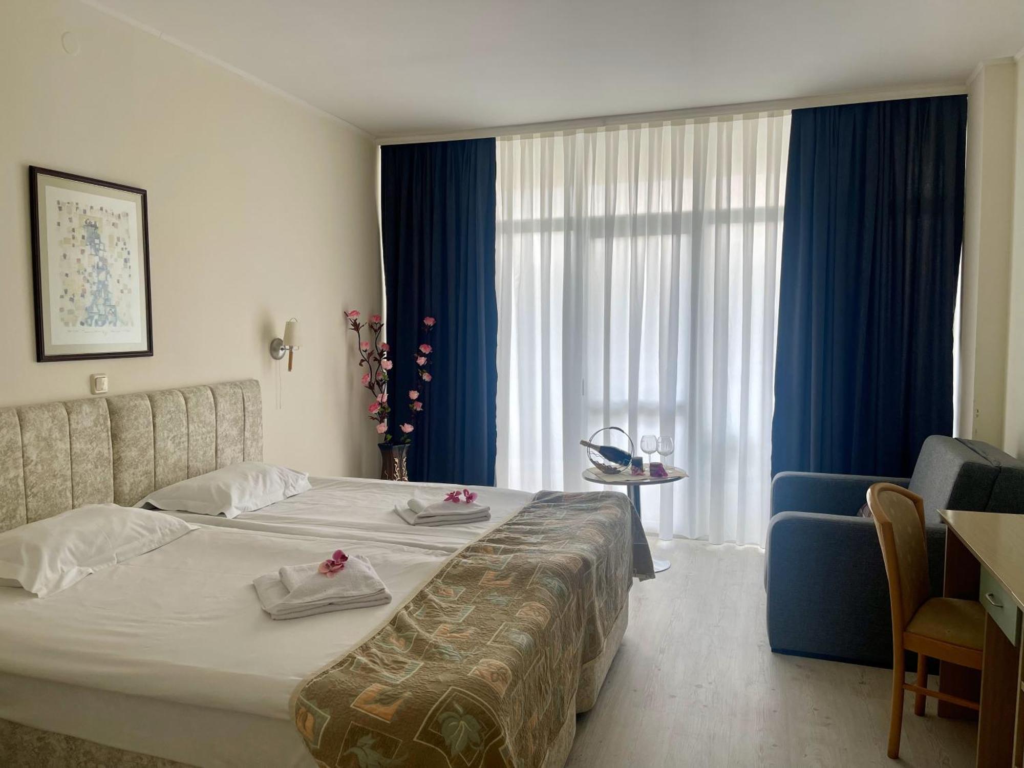 Grand Hotel Nirvana Sunny Beach Exterior foto