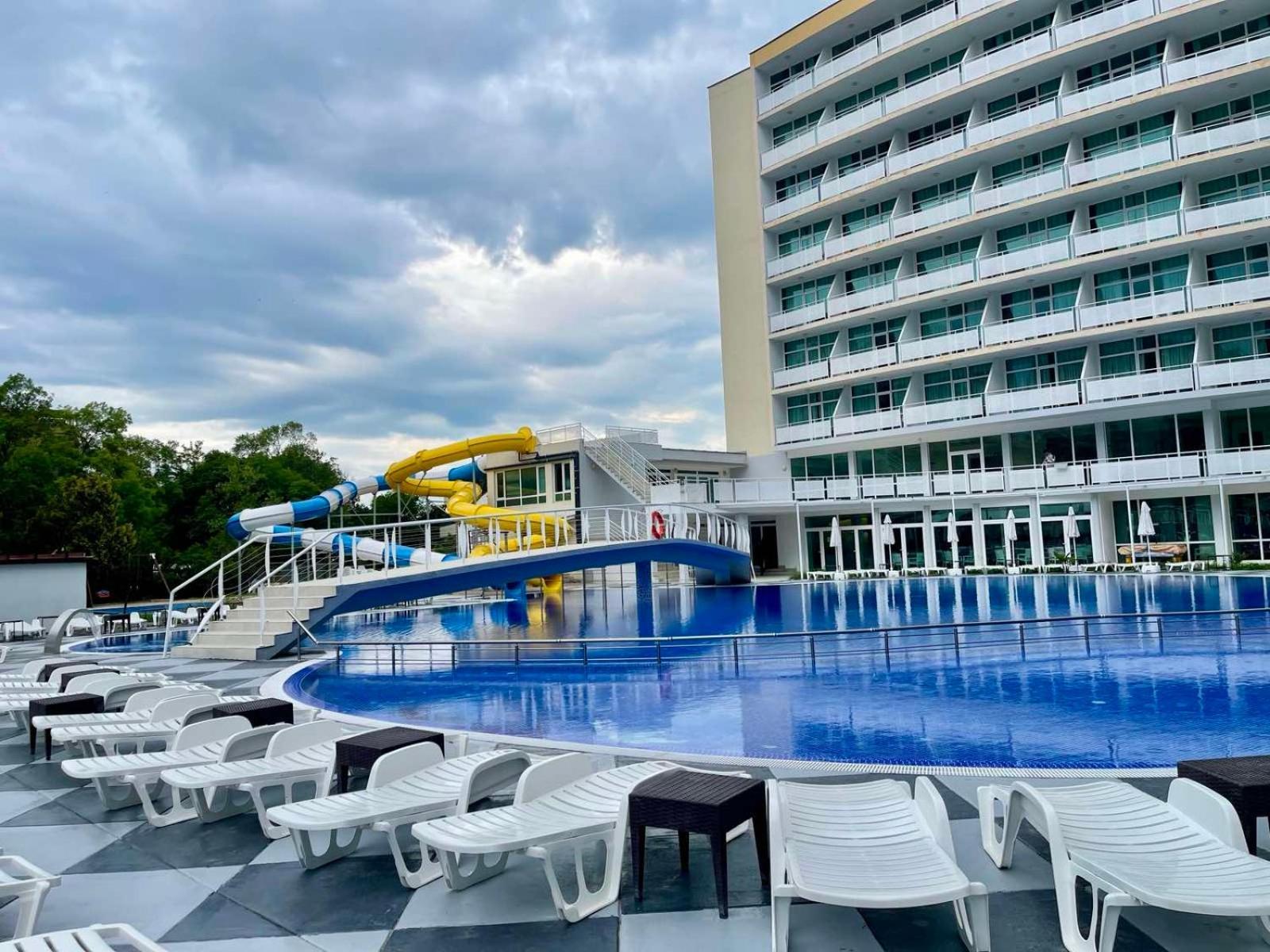 Grand Hotel Nirvana Sunny Beach Exterior foto